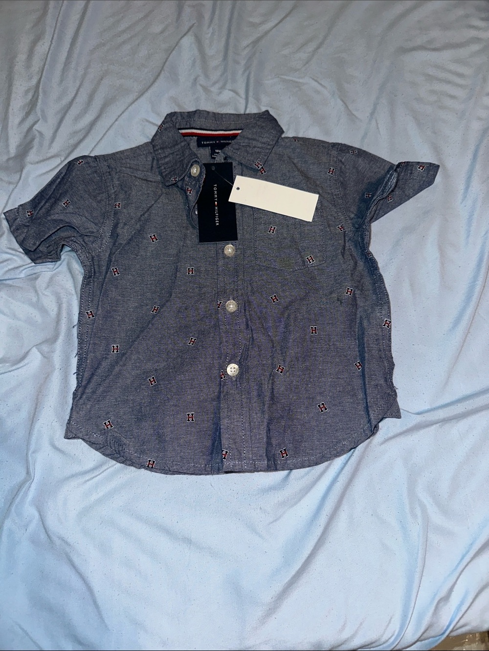 Tommy Hilfiger Short Sleeve Chambray Button-Down Shirt - Blue with Red Accent